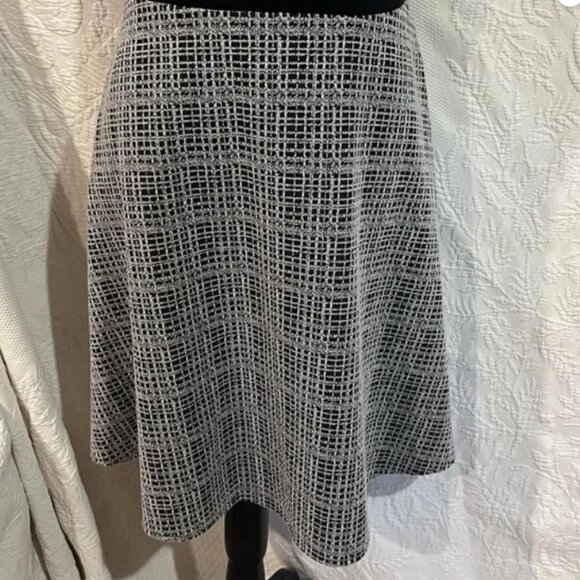 Karl Lagerfeld Jacquard Bow Neck Pearl Button Fit And Flare Dress, size 6 - Picture 11 of 16